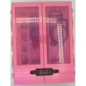 Mattel Barbie Wardrobe Ultimate Closet Carrying Case Pink